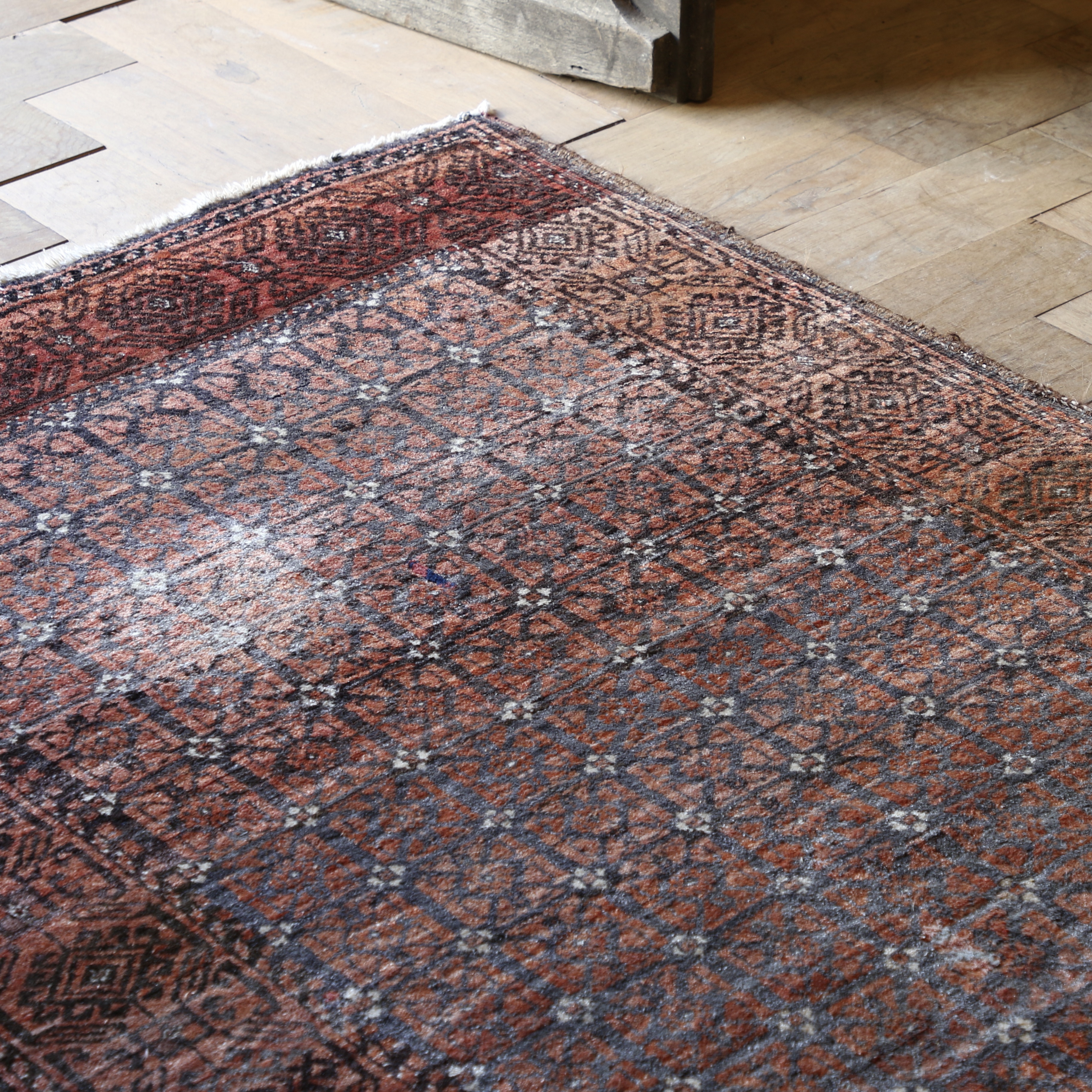 154-95 - Small Rug